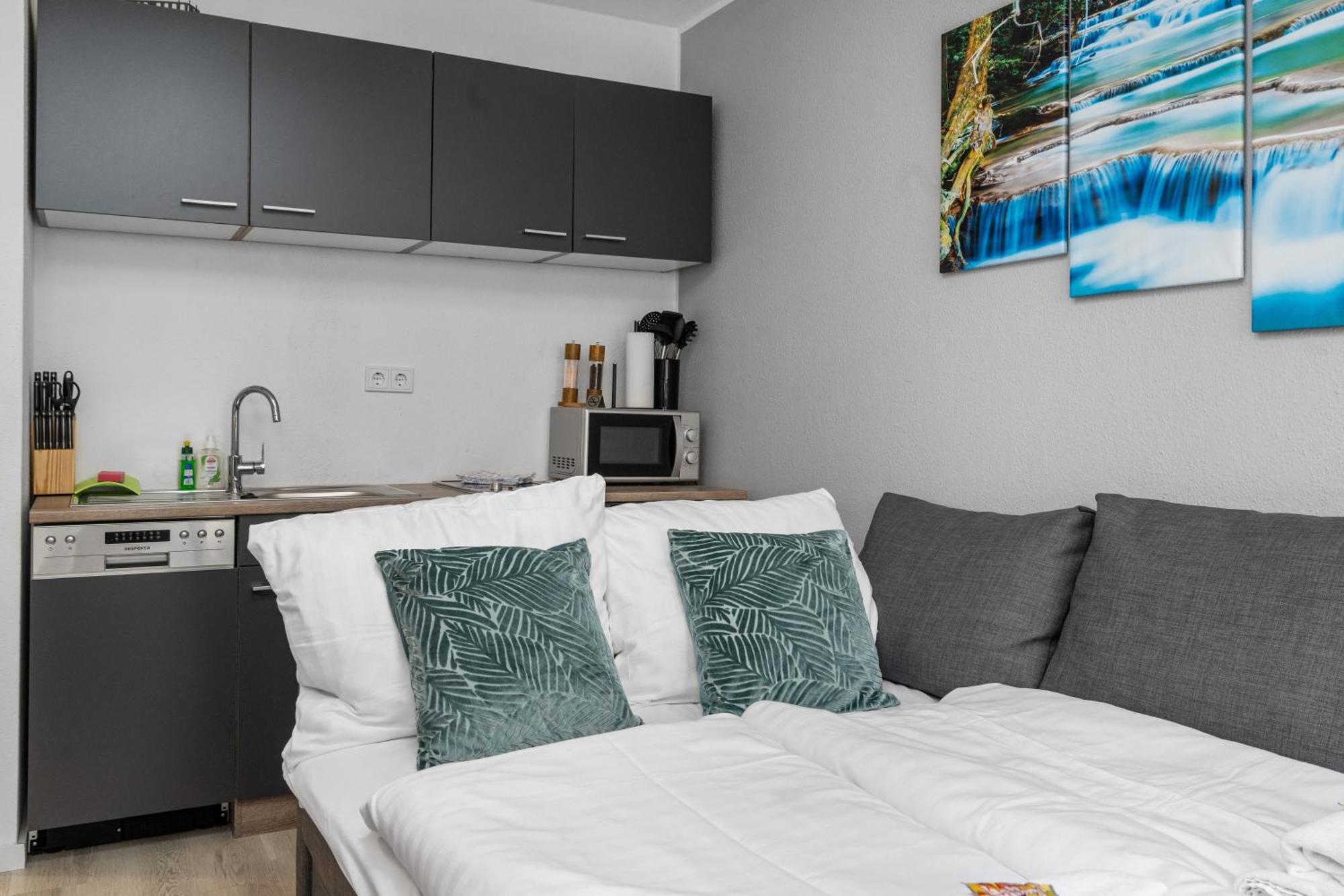 Messe, Monteure, Budget - Einfache Komfortable 2 Personen Wohnung Duisburg Exterior photo